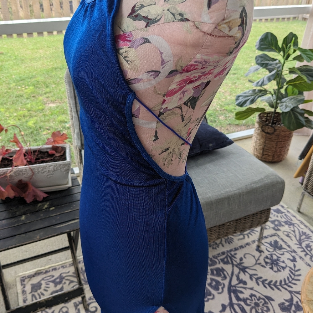 Backless Blue Dress - Picture 3 of 7
